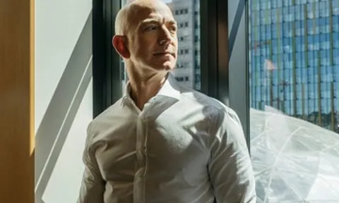 Jeff Bezos khiến bà nội bật khóc, nhận bài học nhớ đời từ ông