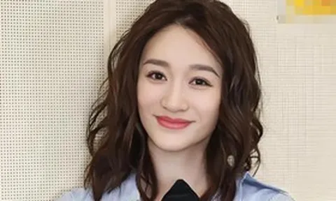 Vượt qua nỗi buồn sau đổ vỡ hôn nhân, Chị đẹp tự thưởng cho mình siêu xe tiền tỷ