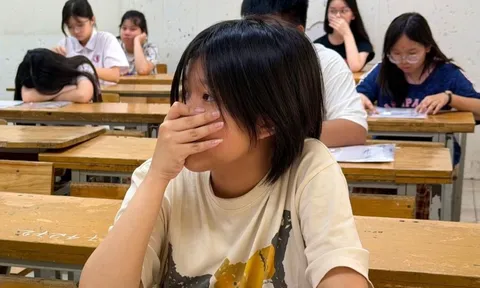 Hà Nội tiến tới bỏ thi vào lớp 10: Nỗi lo 'học bạ đẹp'
