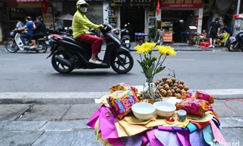Văn khấn chúng sinh Rằm tháng 7 ngoài trời năm 2026 nhiều nhà tin dùng