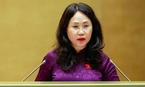 Quốc hội thống nhất kiểm soát 3 vòng với các xuất bản phẩm về lịch sử, lãnh tụ