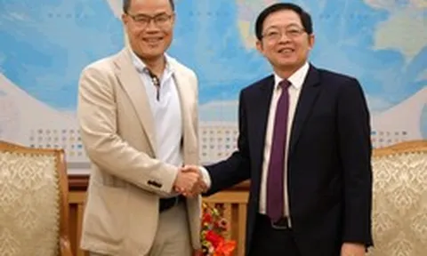 Phó Thủ tướng Hồ Quốc Dũng tiếp chuyên gia AI người Việt tại Pháp