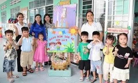 ĐBSCL trước giờ khai giảng: Trường lớp sẵn sàng, học sinh rộn ràng tựu trường