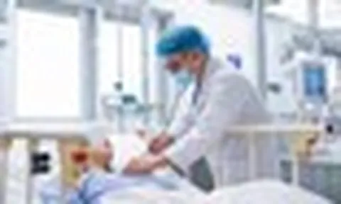 Cứu sống sản phụ mắc sốt xuất huyết Dengue biến chứng nguy kịch