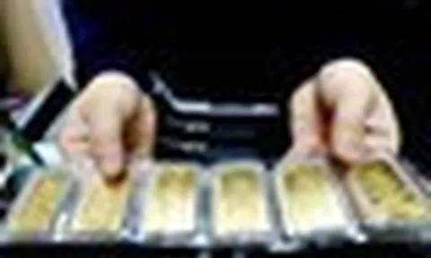 Giá vàng bạc ngày 27/8: Phú Quý, DOJI, BTMC đồng loạt điều chỉnh, vàng miếng SJC bật tăng trở lại