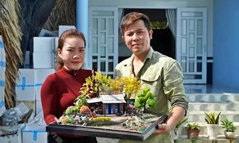 Vợ chồng Cà Mau biến đũa tre, vỏ lon bia thành những ngôi nhà đầy ký ức