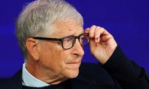 Bill Gates cảnh báo về "thời kỳ biến động nhất lịch sử": Đề xuất đánh thuế AI và thành lập "khu bảo tồn công việc cho con người"