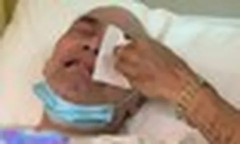 Tình trạng hiện tại của nam ca sĩ kỳ cựu bị viện dưỡng lão ngược đãi, cơ thể hoại tử rơi vào nguy hiểm