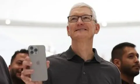 Tim Cook kết thúc chặng đường huy hoàng trên ghế CEO Apple