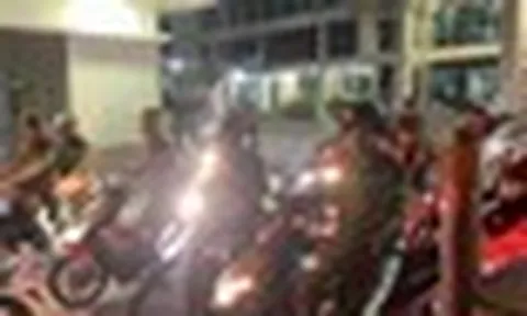 Hơn 300 công an đồng loạt kiểm tra tại các khu dân cư lúc sáng sớm