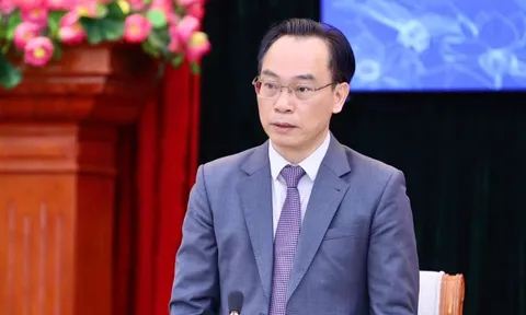 Bộ trưởng GD&ĐT phản hồi kiến nghị 'kiểm soát học phí đại học'