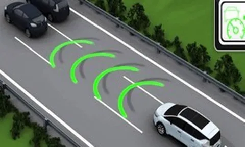 Khẩn trương nghiên cứu, xử lý kiến nghị việc xử phạt vi phạm khoảng cách an toàn trên cao tốc