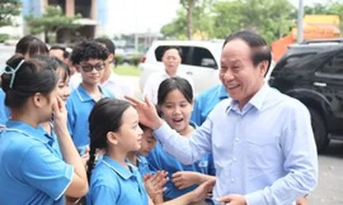 Phó Thủ tướng Chính phủ Lê Tiến Châu thăm Trường Hy Vọng, Đà Nẵng