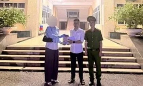 Công an xác minh số tiền 1 tỷ đồng rơi trong quán cà phê ở Hà Nội