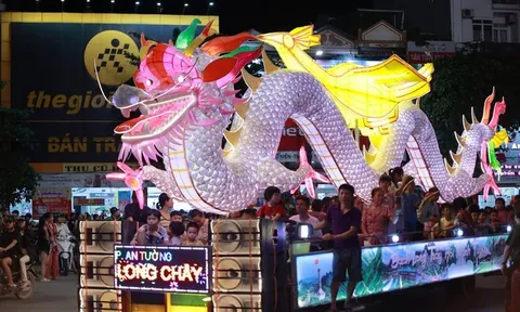 Tuyên Quang: “Thủ phủ đèn lồng” rực sáng, hồn quê hiện lên trong từng khung hình