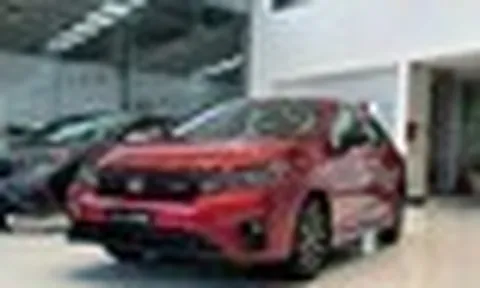 Ô tô Honda đồng loạt giảm giá rất sâu, mẫu sedan "gánh doanh số" rẻ chưa từng có