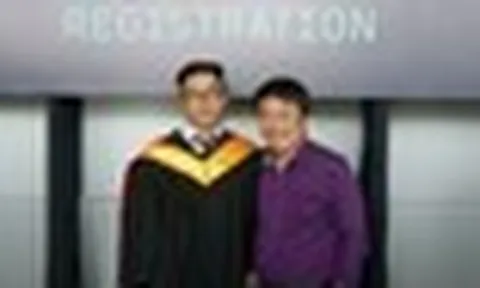 Con trai ruột sống ở Canada của cố nhạc sĩ Phú Quang nói về bố: "Lúc ấy, tôi ngượng vô cùng"