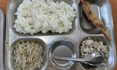 Hà Nội yêu cầu làm rõ suất bán trú 40.000 đồng bị chê lèo tèo
