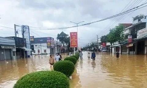 Thời tiết hôm nay 13-9: Áp thấp nhiệt đới sát bờ, miền Trung mưa lớn