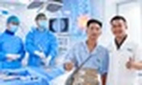 Đột phá y khoa tại một bệnh viện Hà Nội: Cố định cột sống qua vết rạch 1 cm