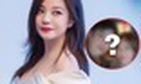 Nhìn hình Triệu Vy - Huỳnh Hiểu Minh dựa sát rạt vào nhau mà hoang mang vô cùng