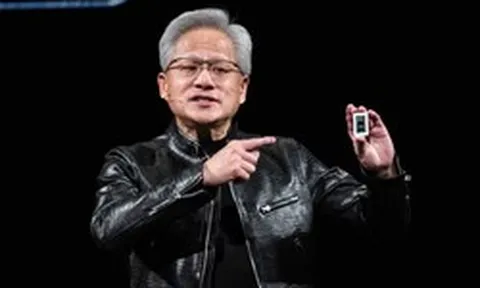 Công nghệ 16/9: Jensen Huang tham dự sự kiện Windows & Surface của Microsoft