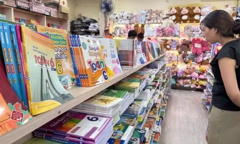 Thiếu sách giáo khoa: Phải xóa độc quyền xuất bản