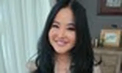 Diva Hồng Nhung U60 quá khác lạ, được khen "như búp bê"