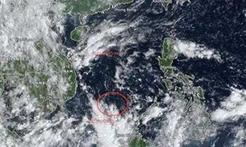 Xuất hiện vùng áp thấp trên Biển Đông, miền Bắc nắng ráo, Trung và Nam Bộ mưa nhiều