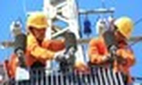 EVN lãi hơn 12.000 tỷ đồng trong 8 tháng: Giá điện có được giảm?