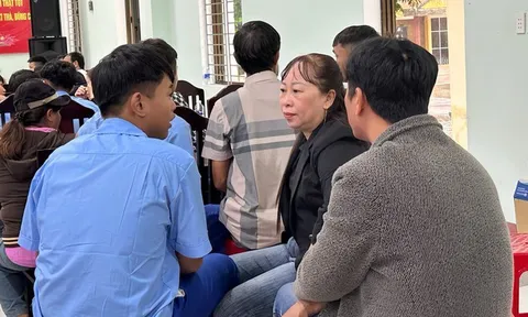 Ngày gặp lại gia đình của những đứa trẻ từng "lạc đường"