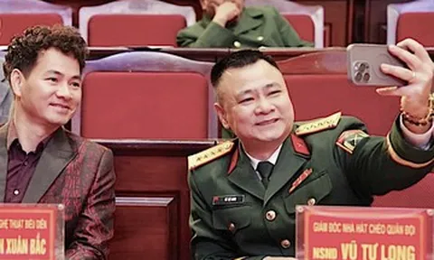 3 cặp nghệ sĩ Việt tri kỷ hiếm có khó tìm: Người là Đại tá, người làm Cục trưởng