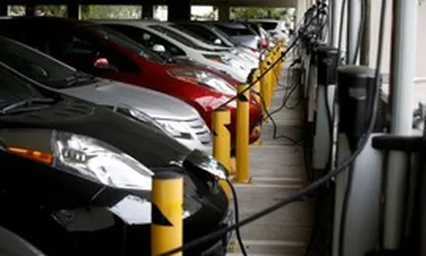 Xe điện giảm phát thải thế nào so với xe xăng?