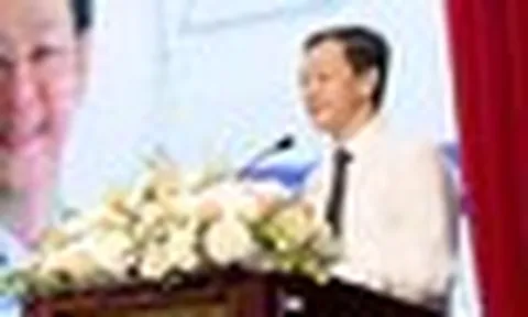 Bác sĩ Nguyễn Tri Thức và hành trình hơn 25 năm gắn bó với ngành y trước khi xin thôi chức Thứ trưởng