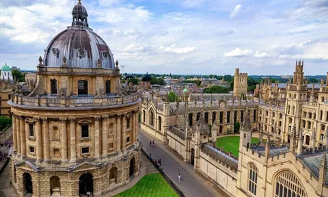 ĐH Oxford lên tiếng trước lo ngại cho OpenAI mượn sách luyện ChatGPT