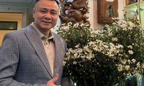 Nam NSND mang hàm Đại tá, cưới vợ kém 12 tuổi, ở chung cư cao cấp Hà Nội
