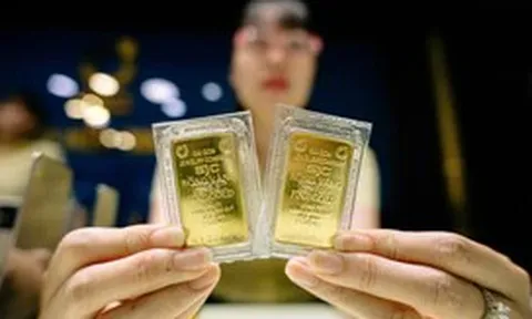 Giá vàng hôm nay 6-10: Vàng thế giới giằng co, trong nước 'bất động'