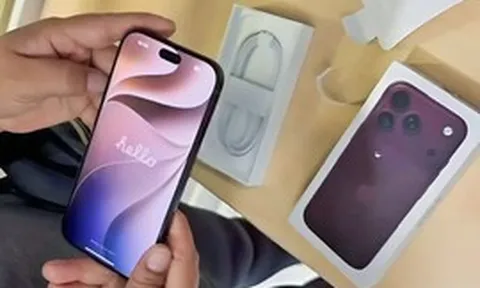 Vì sao iPhone tại Việt Nam phải bóc seal, kích hoạt ngay khi mua?