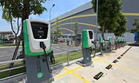 Ban hành quy chuẩn kỹ thuật quốc gia về trụ sạc, trạm sạc xe điện