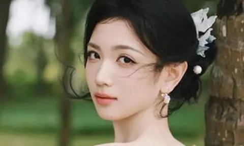 Mỹ nhân bị chỉ trích vì "bóc phốt cha mẹ"