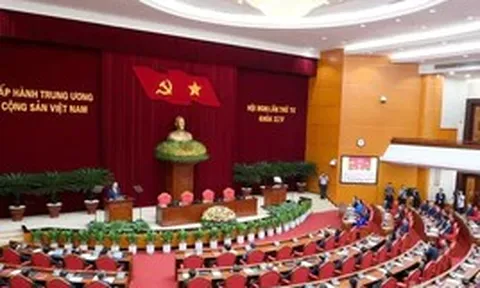 Bế mạc Hội nghị lần thứ tư Ban Chấp hành Trung ương Đảng khóa XIV