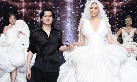 Đột nhập hậu trường show có hoa hậu Lê Hoàng Phương, siêu mẫu Lan Khuê diễn