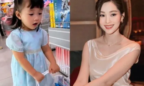 Con gái Hoa hậu Đặng Thu Thảo và chồng đại gia giờ xinh như thiên thần, đi mua sắm không cần nhìn giá