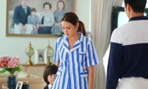 Chia tay người yêu lâu năm cưới chị sếp hơn 12 tuổi, 5 năm sau gặp lại em và người đi bên cạnh tôi bủn rủn chân tay
