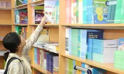 Vụ thiếu sách giáo khoa: Bộ GD&ĐT báo cáo Thủ tướng, những cá nhân nào chịu trách nhiệm?