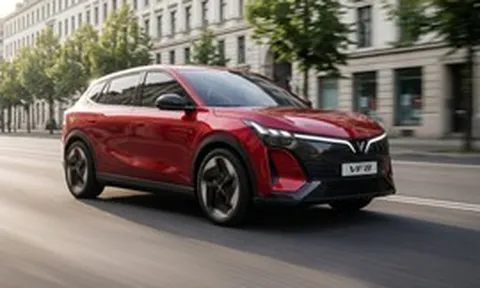 VF 8 thế hệ mới nâng cấp toàn diện để thiết lập "chuẩn D-SUV mới"