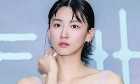 Nữ diễn viên kêu cứu