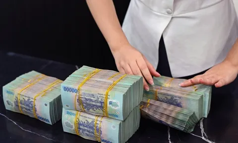 Quỹ phụ huynh trước quy định mới: Điều hòa, tivi đã mua sẽ xử lý sao?