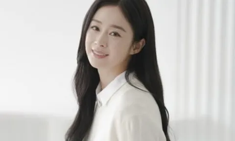 Bí quyết giữ dáng và làn da của “tường thành nhan sắc xứ Hàn” Kim Tae Hee