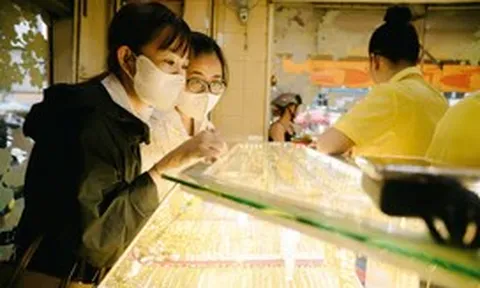 Giá vàng sáng nay 20-10: Vàng thế giới, trong nước đồng loạt giảm